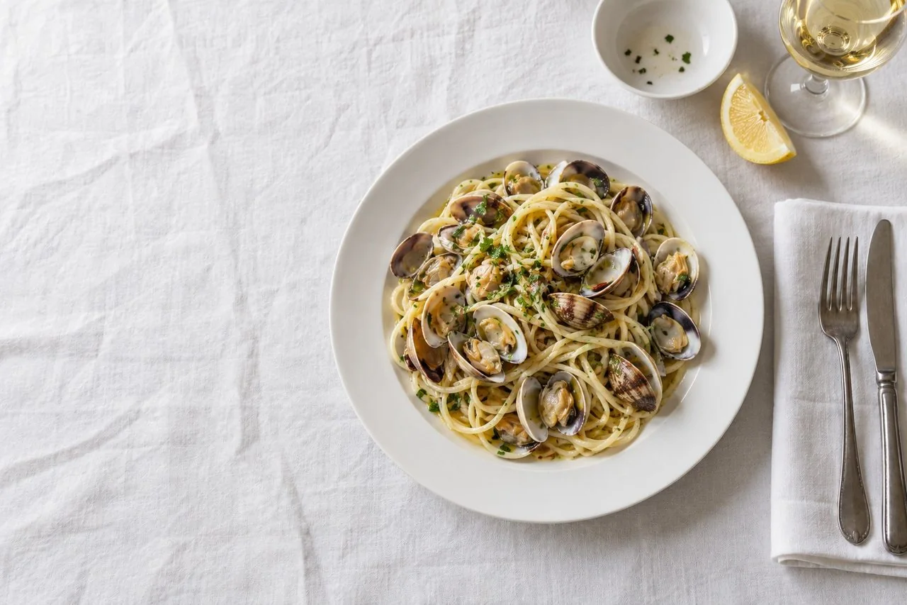 Spaghetti alle vongole con prezzemolo